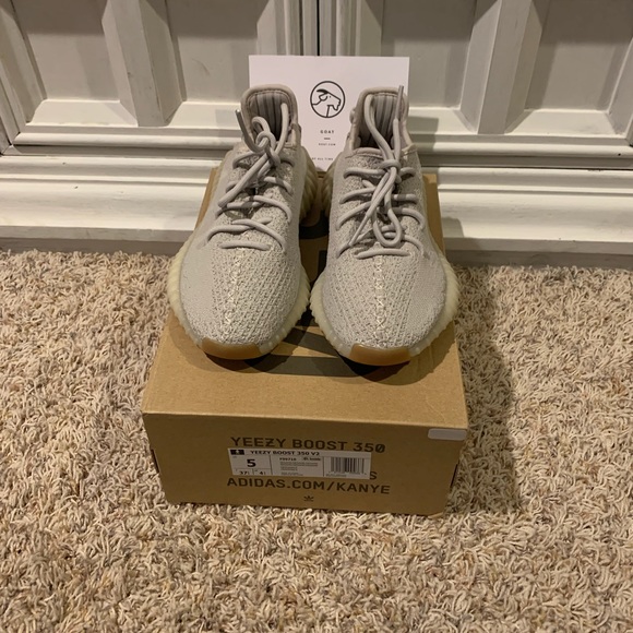 Yeezy boost 350 sesame